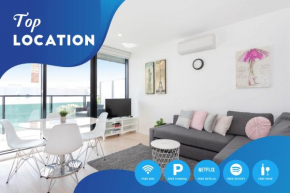 South Yarra City View Apartment with Car Park, Amazon Alexa, Spotify, Netflix, and WiFi